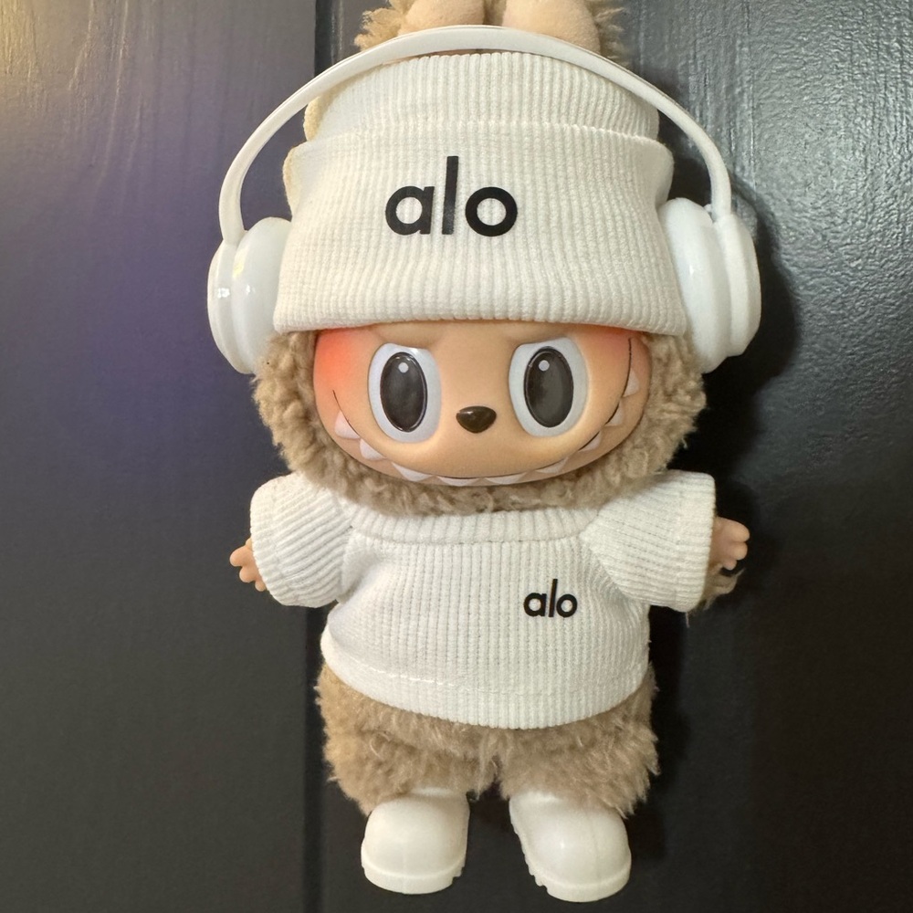 White Alo Outfit Set for Labubu